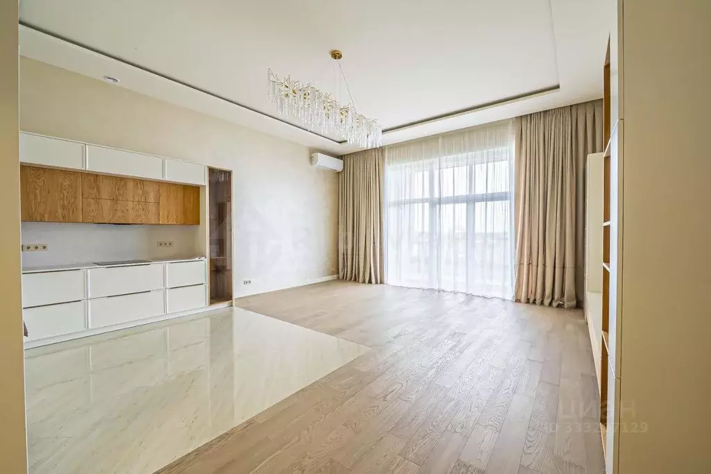 Квартира, 4 комнаты, 221.6 м - Фото 1
