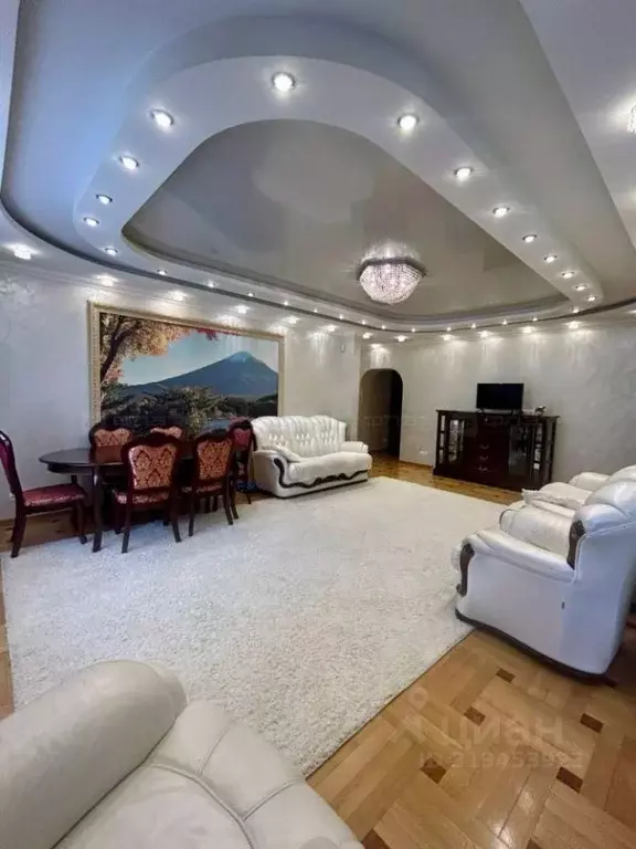 3-к кв. Татарстан, Казань ул. Баки Урманче, 8 (115.0 м) - Фото 1