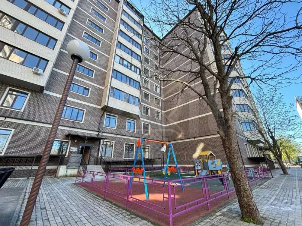 3-к. квартира, 110 м, 4/10 эт. - Фото 1