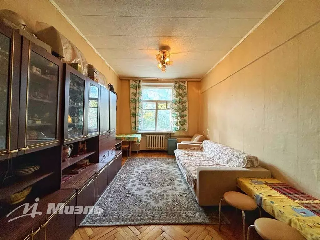 Продается комната в 4-комнатной квартире - Фото 1