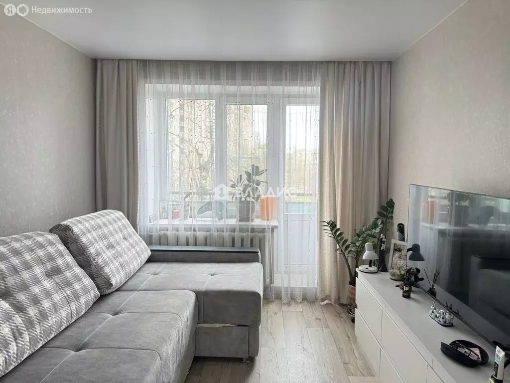 2-комнатная квартира: Владимир, улица Верхняя Дуброва, 8 (41.4 м) - Фото 1