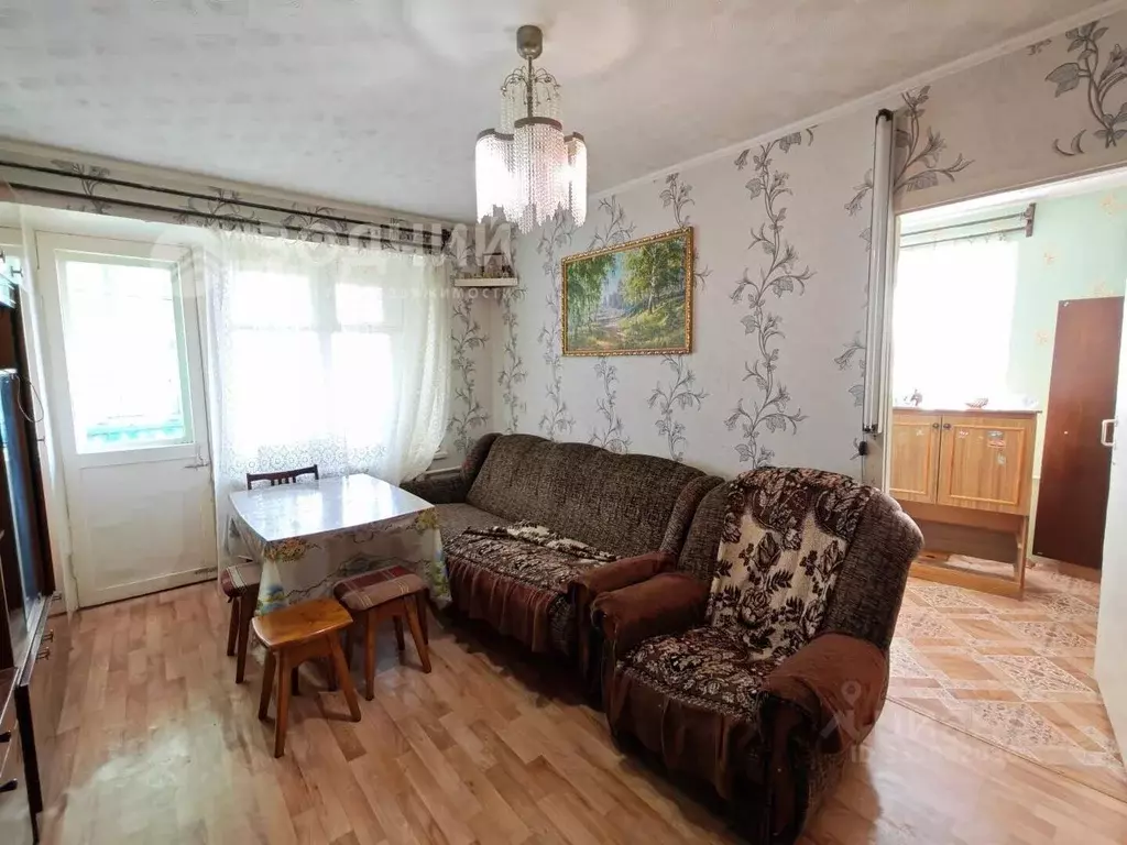 3-к кв. Чувашия, Канаш Спортивный пер., 2 (50.2 м) - Фото 1