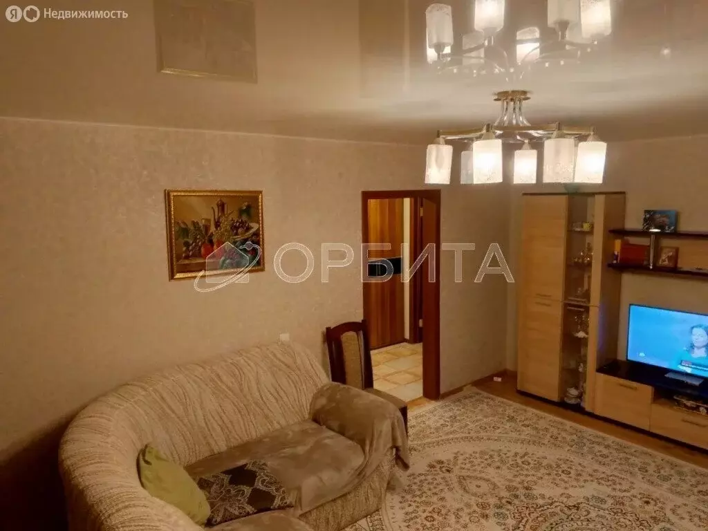 1-комнатная квартира: Тюмень, улица Прокопия Артамонова, 13 (53.7 м) - Фото 2