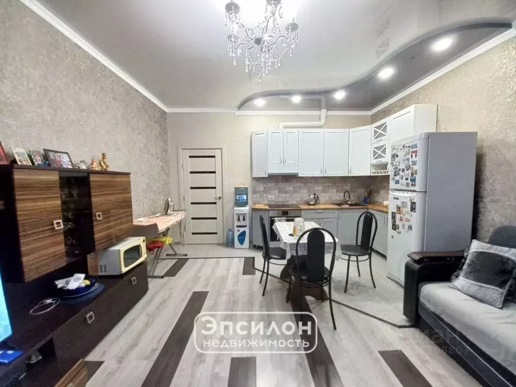 1-к кв. Курская область, Курск просп. Вячеслава Клыкова, 16 (45.6 м) - Фото 1