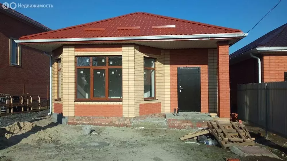 Дом в Ростов-на-Дону, улица Петренко (90 м) - Фото 0
