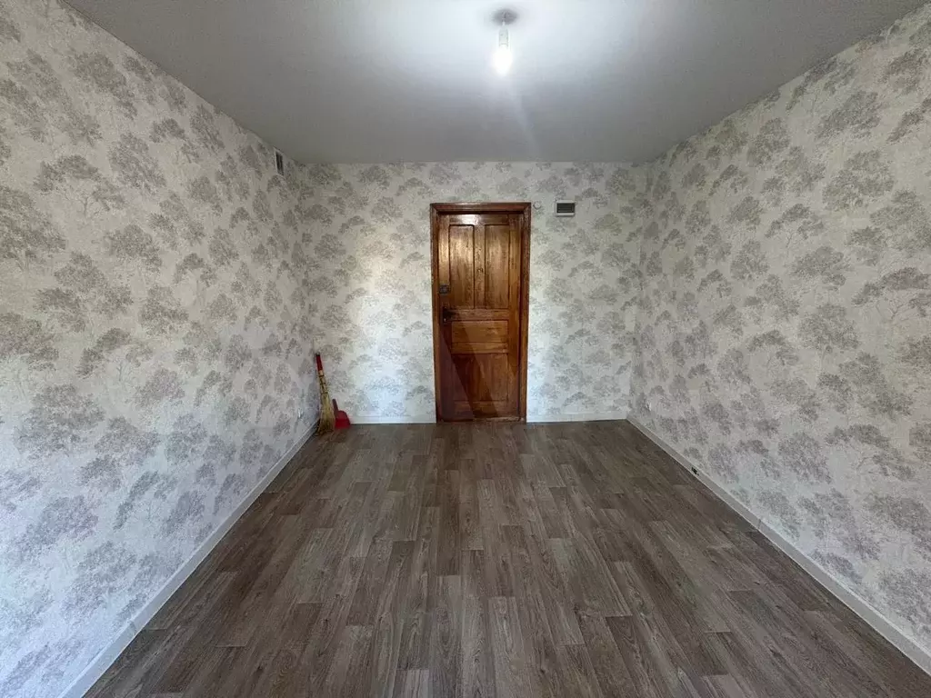 Комната 13 м в 1-к., 2/5 эт. - Фото 1