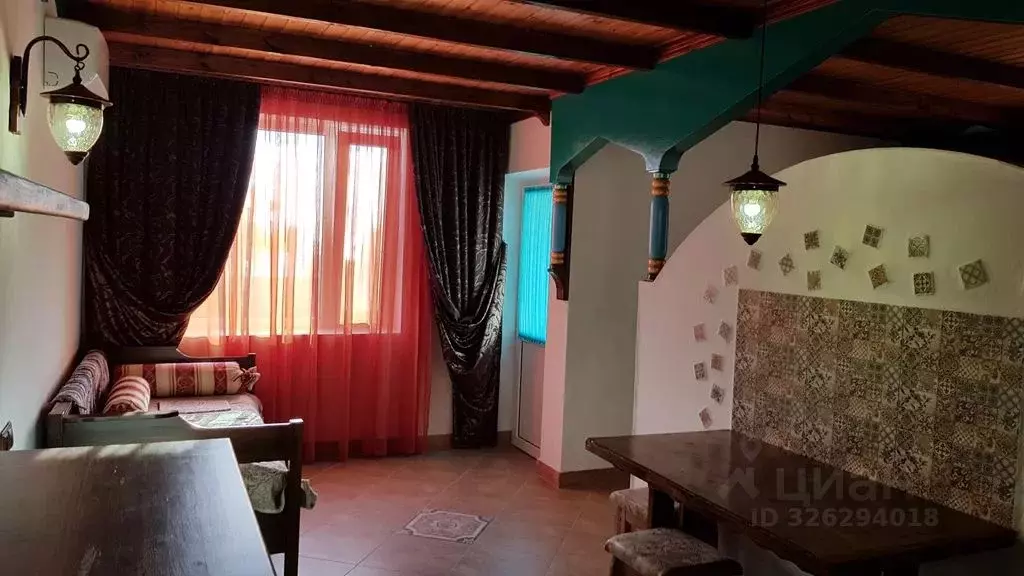 1-к кв. Крым, Черноморский район, с. Межводное ул. Советская, 14А ... - Фото 1