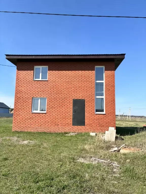 Дом в Башкортостан, Уфимский район, Дмитриевский сельсовет, д. ... - Фото 1