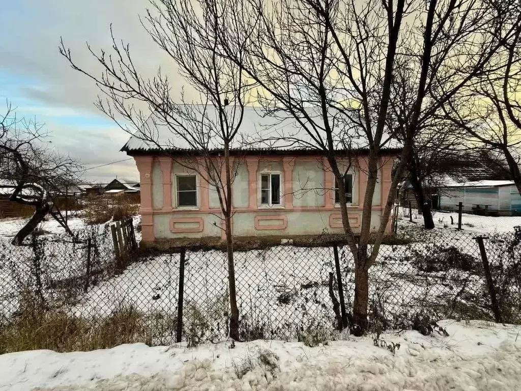 Дом в Псковская область, Порхов Старорусская ул., 11 (52 м) - Фото 1