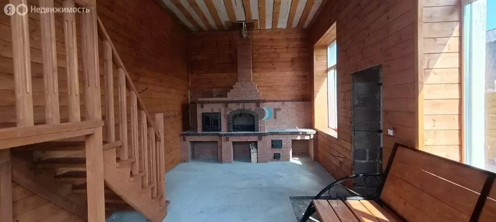 Дом в село Иглино, улица Пирогова, 6 (260 м) - Фото 1