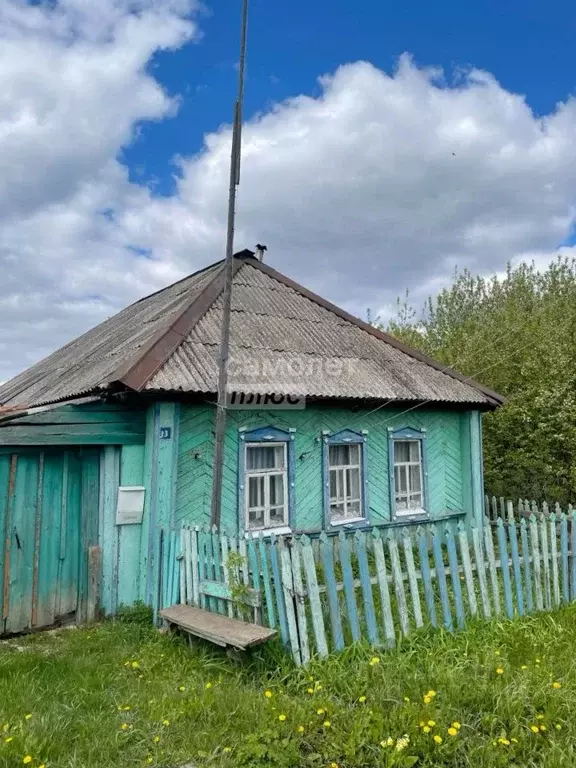 Дом в Курская область, Золотухинский район, Тазовский сельсовет, с. ... - Фото 1