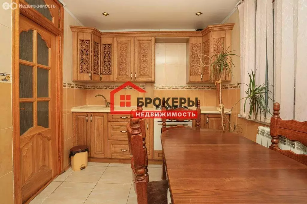 3-комнатная квартира: Севастополь, улица Генерала Лебедя, 36 (70.7 м) - Фото 1