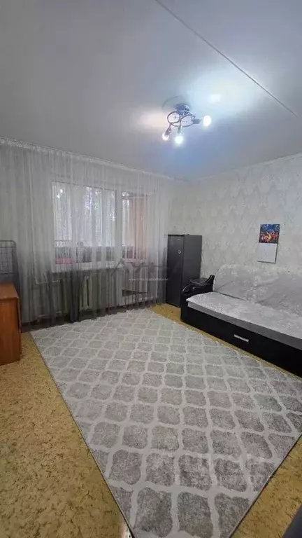 2-к кв. Татарстан, Набережные Челны ул. Шамиля Усманова, 35 (43.6 м) - Фото 1