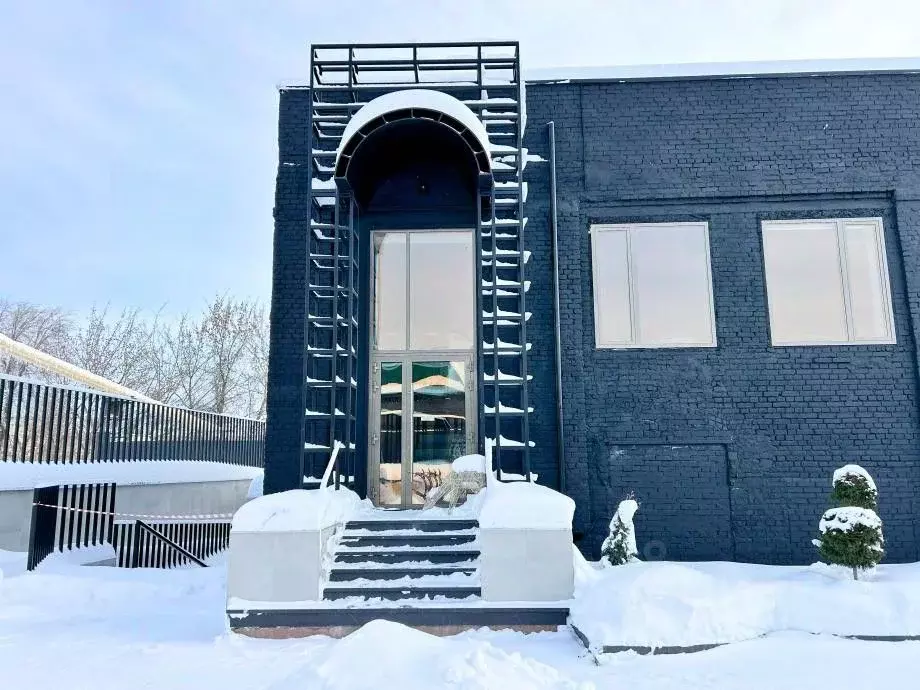 Офис в Саратовская область, Саратов Привокзальная пл., 1Д (681 м) - Фото 1