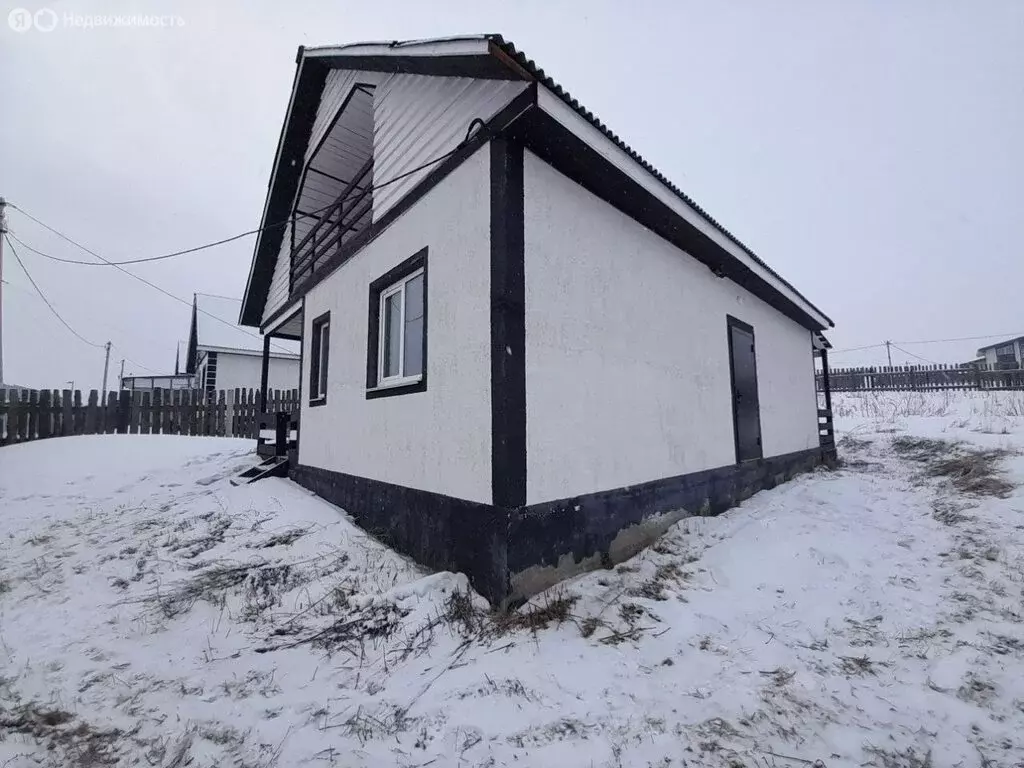 Дом в Иркутский муниципальный округ, деревня Столбова, Александровская ... - Фото 1