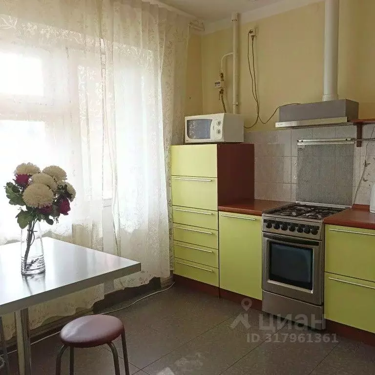 3-к кв. Саха (Якутия), Якутск ул. Орджоникидзе, 56 (78.0 м) - Фото 0