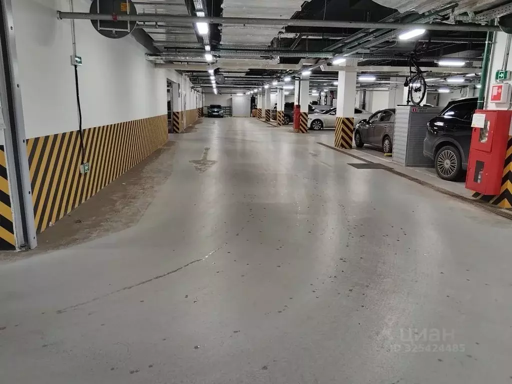 Гараж в Москва Базовская ул., 17 (14 м) - Фото 2