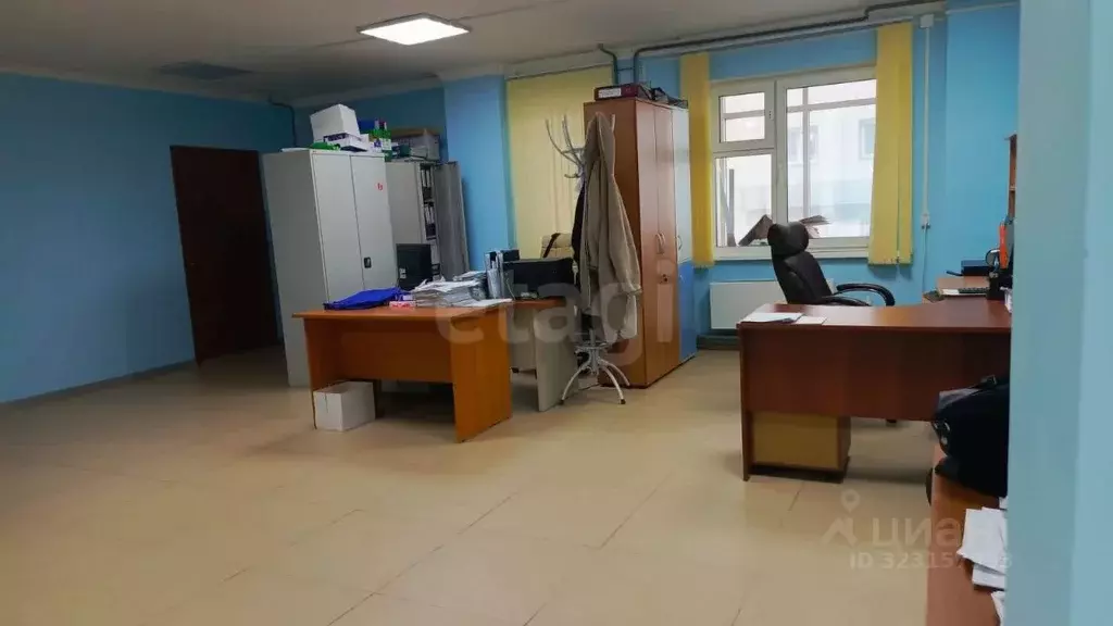 Помещение свободного назначения в Саха (Якутия), Якутск 203-й мкр, 4 ... - Фото 1