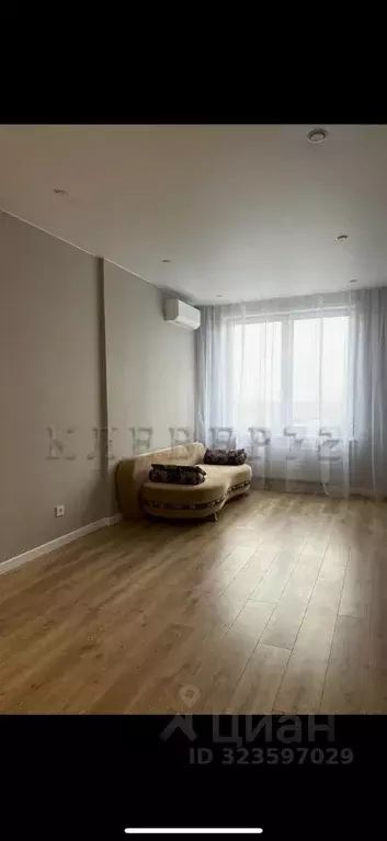 Студия Тюменская область, Тюмень Интернациональная ул., 199к9 (29.0 м) - Фото 1