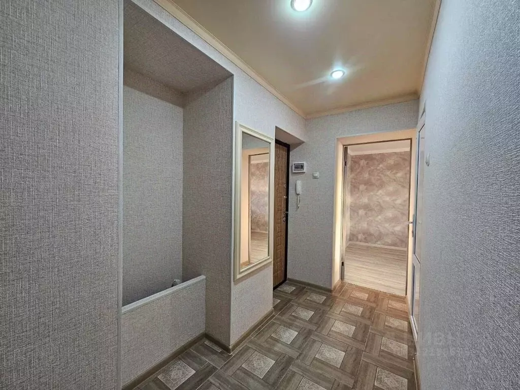 2-к кв. Краснодарский край, Абинск Республиканская ул., 22 (48.0 м) - Фото 1