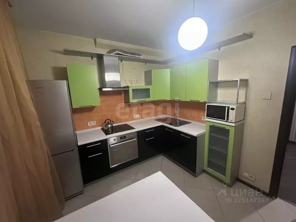 1-к кв. Московская область, Химки Сходня мкр, пер. 2-й Чапаевский, 4 ... - Фото 1