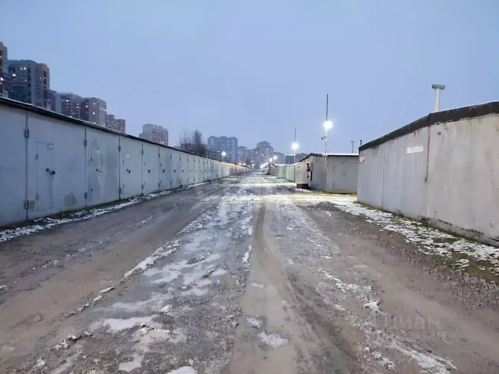Гараж в Санкт-Петербург Мебельная ул., 32 (18 м) - Фото 1