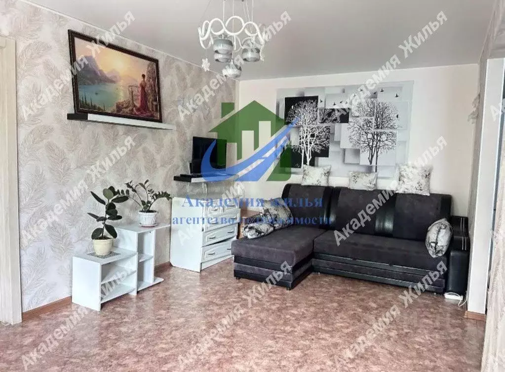 2-к кв. Оренбургская область, Орск Новый город мкр, ул. Нефтяников, 2А ... - Фото 0