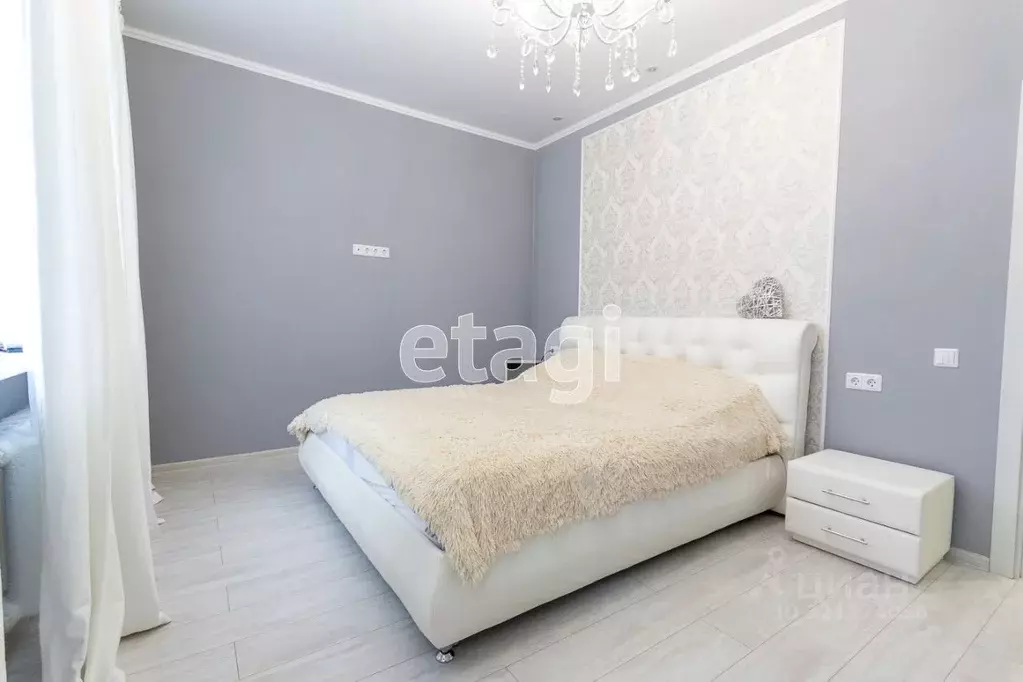 3-к кв. Тульская область, Тула Октябрьская ул., 38к2 (65.0 м) - Фото 0