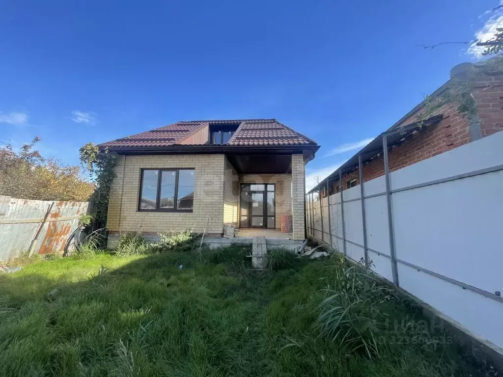 Дом в Адыгея, Тахтамукайский район, Яблоновский пгт ул. Пушкина, 9 ... - Фото 1