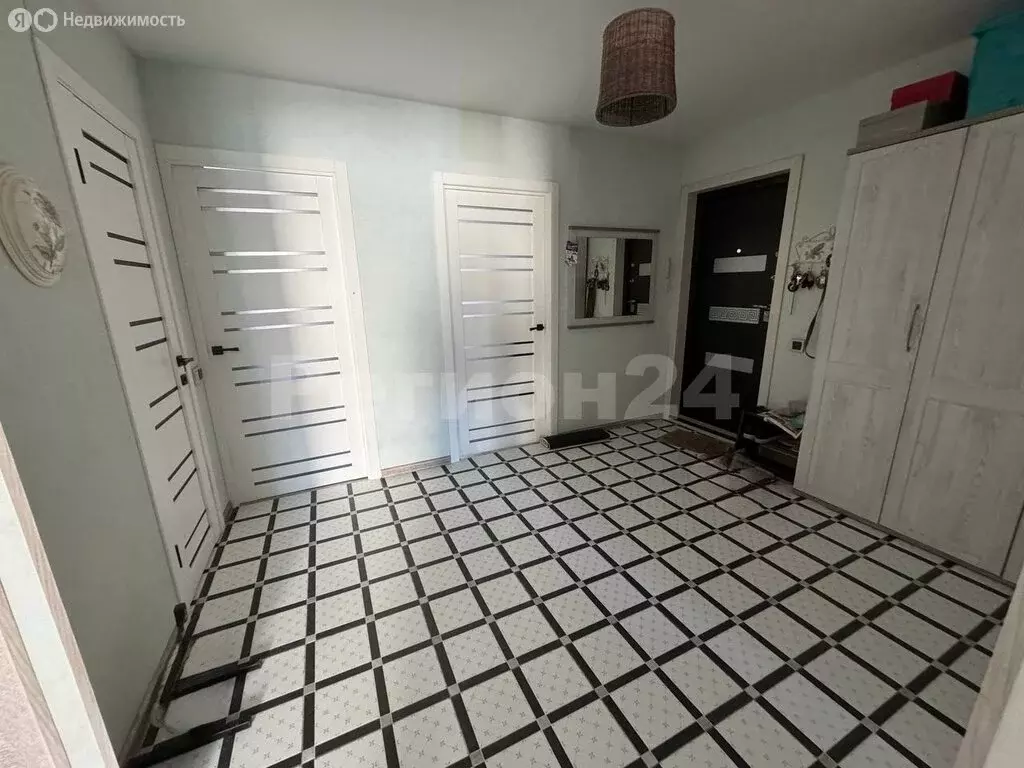 3-комнатная квартира: Зеленогорск, Заводская улица, 7 (68 м) - Фото 1