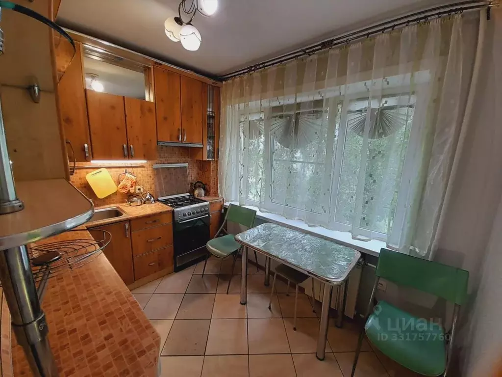 3-к кв. Новгородская область, Великий Новгород ул. Свободы, 15 (50.0 ... - Фото 1