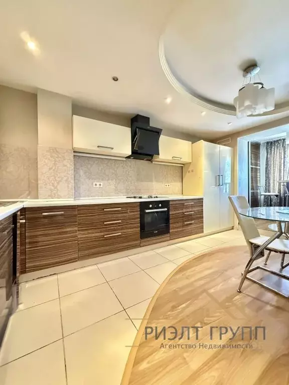 3-к кв. Татарстан, Казань просп. Победы, 210Б (70.0 м) - Фото 2