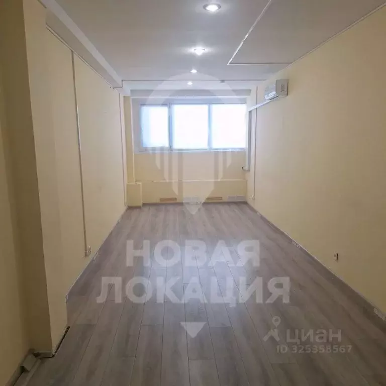 Офис в Омская область, Омск Октябрьская ул., 157 (27 м) - Фото 2