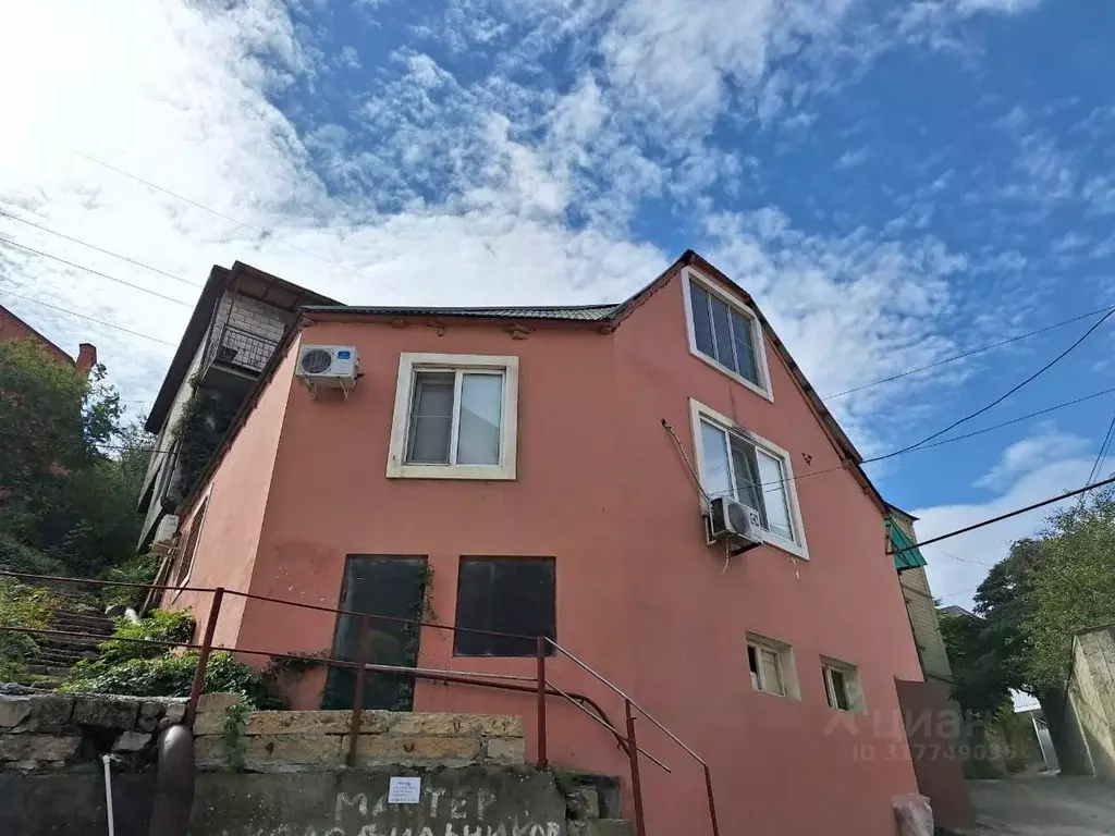 Дом в Дагестан, Махачкала ул. Мирзабекова (146 м) - Фото 0