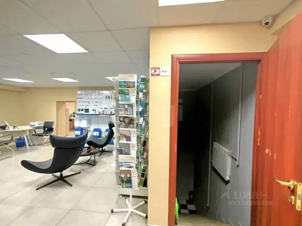 Офис в Самарская область, Самара ул. Советской Армии, 240б (100 м) - Фото 2