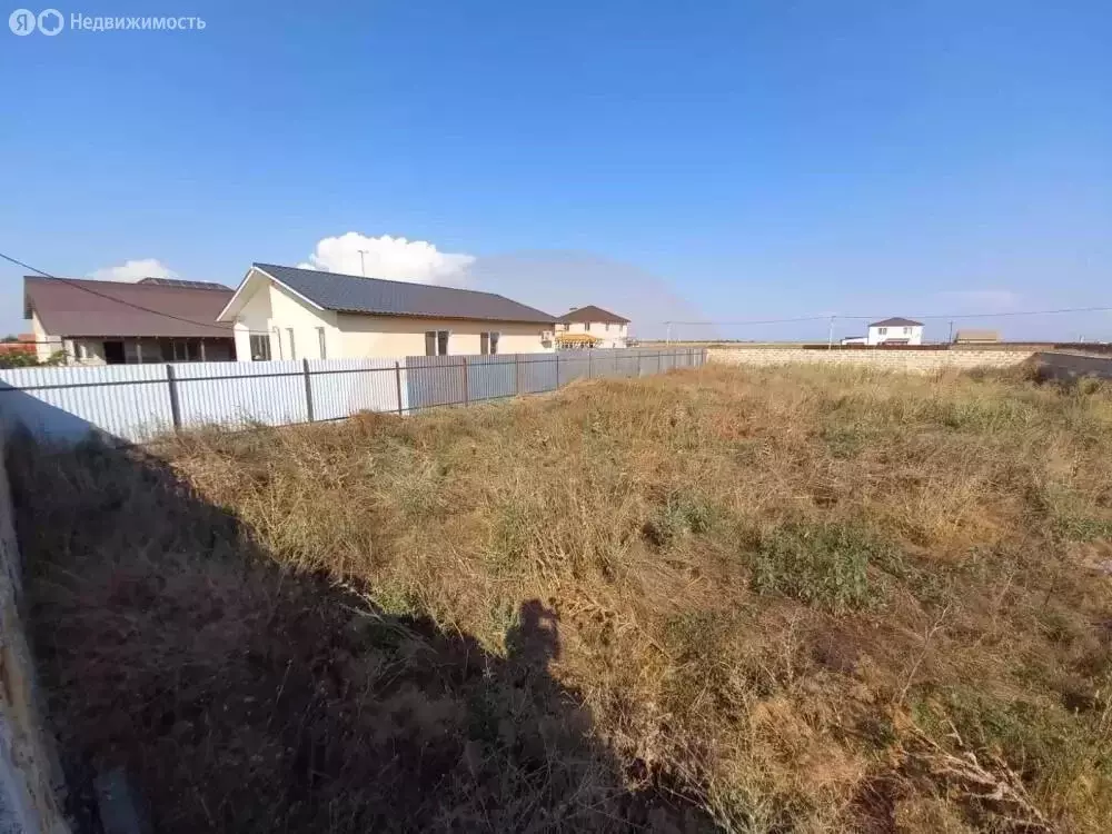 Участок в Молочное, Черноморская улица (8 м) - Фото 1
