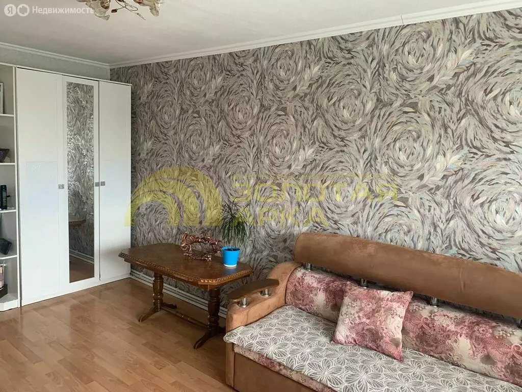 3-комнатная квартира: Крымск, улица Ленина, 176 (66 м) - Фото 2