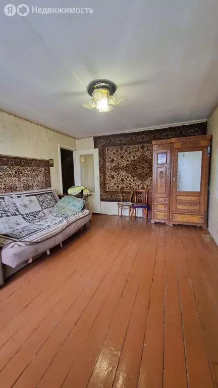 1-комнатная квартира: Артёмовский, улица Полярников, 31 (39 м) - Фото 0