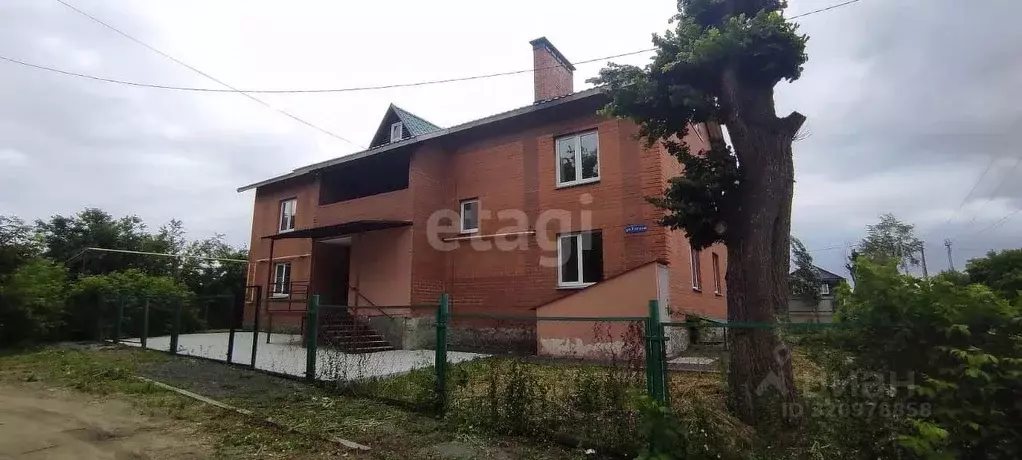 2-к кв. Курганская область, Шадринск ул. Гоголя, 14к1 (66.8 м) - Фото 1