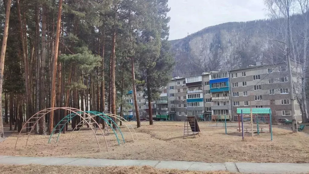 3-к кв. Хакасия, Черемушки рп 37 (57.9 м) - Фото 1