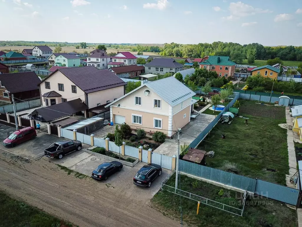 Дом в Оренбургская область, Оренбургский район, Красноуральский ... - Фото 0