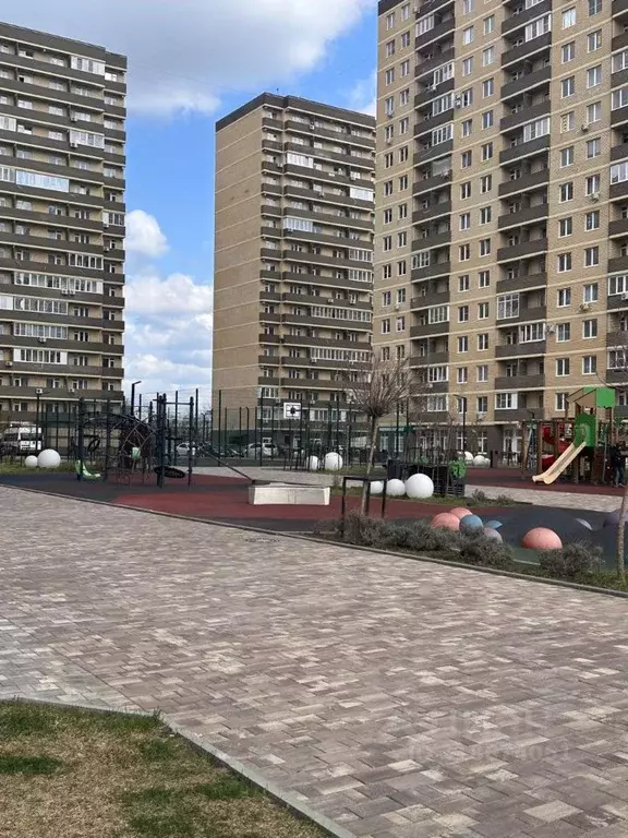 1-к кв. Краснодарский край, Краснодар ул. Летчика Позднякова, 2к14 ... - Фото 0