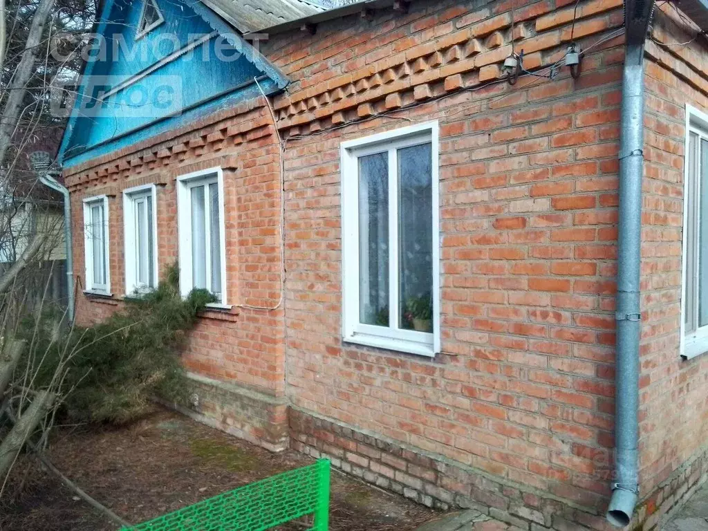 Дом в Краснодарский край, Славянск-на-Кубани Майский пер. (63 м) - Фото 0