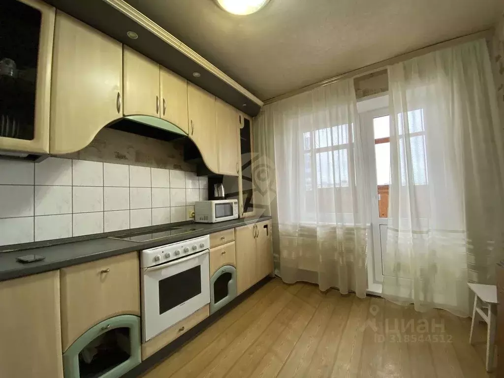 3-к кв. Белгородская область, Старый Оскол Королева мкр, 36 (72.9 м) - Фото 0