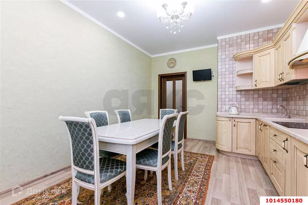 Продаётся 2-к квартира, 80 м - Фото 1