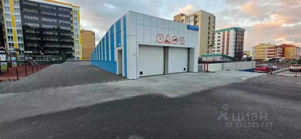 Гараж в Ямало-Ненецкий АО, Новый Уренгой Созидателей мкр, 5/3 (14 м) - Фото 0