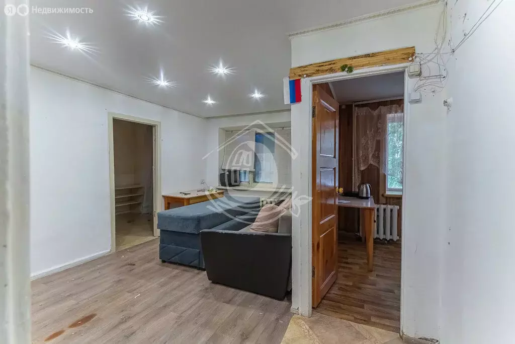 3-комнатная квартира: Барнаул, улица Димитрова, 79 (57 м) - Фото 0