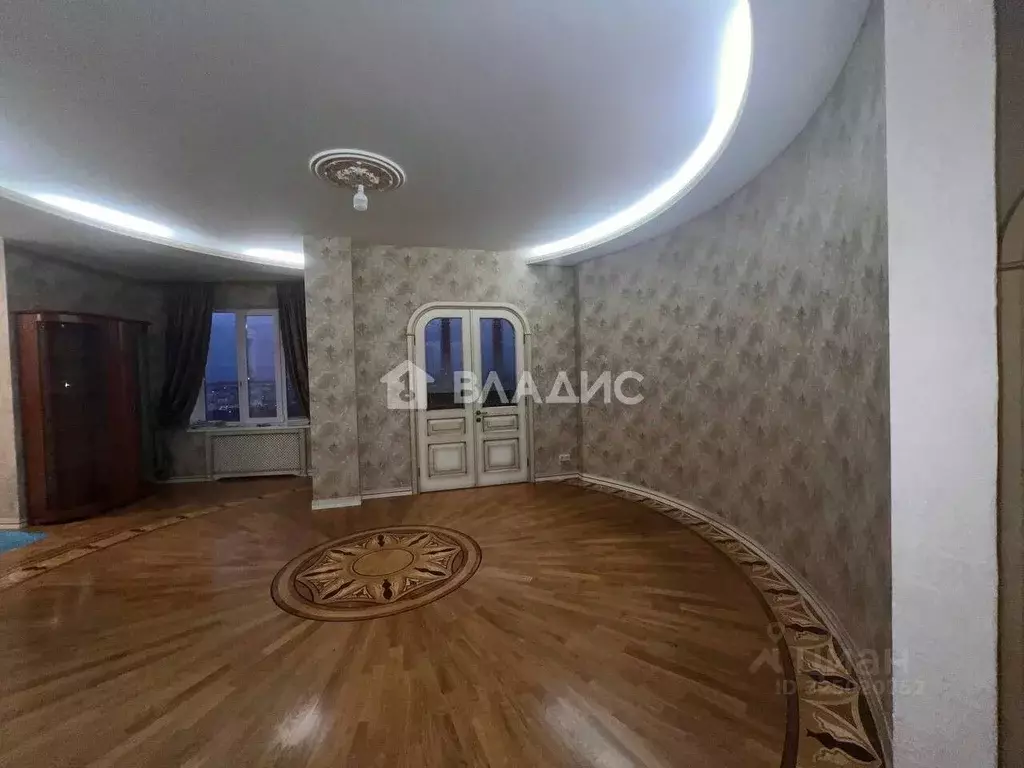 3-к кв. Белгородская область, Белгород Академическая ул., 23а (115.0 ... - Фото 1