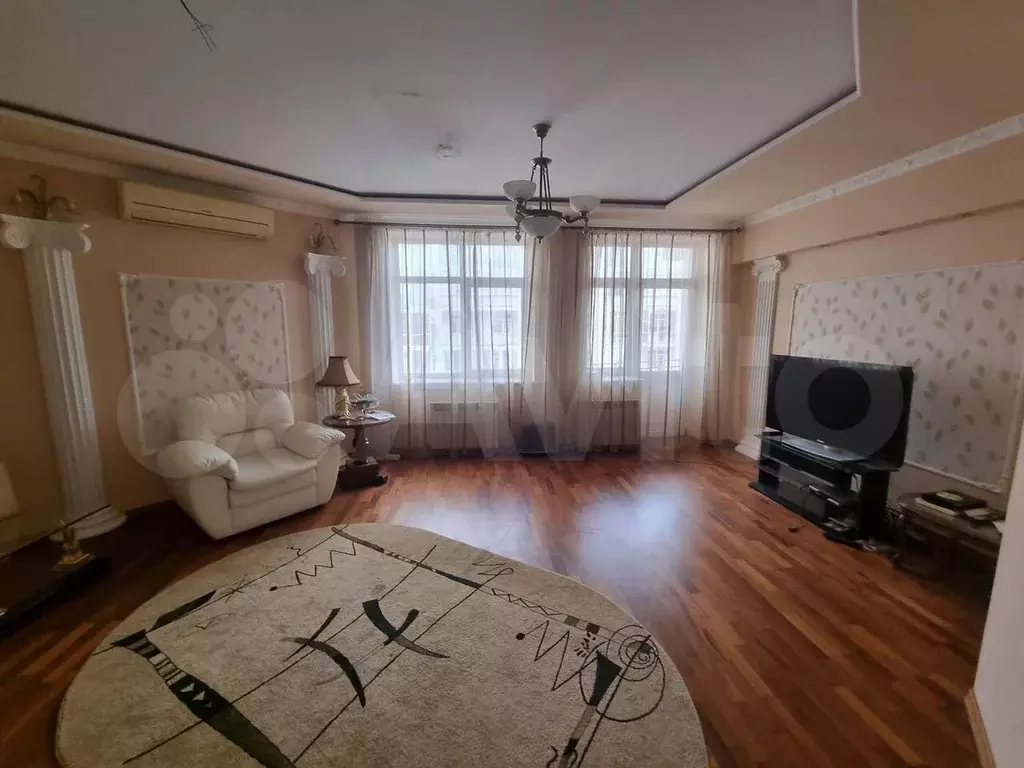 3-к. квартира, 131 м, 5/8 эт. - Фото 0