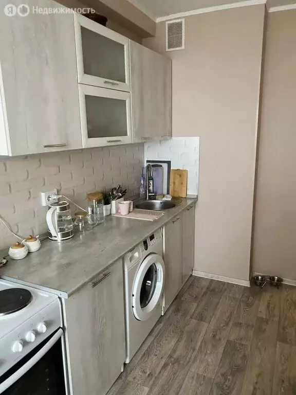 1-комнатная квартира: Екатеринбург, улица Пехотинцев, 3к3 (34 м) - Фото 0